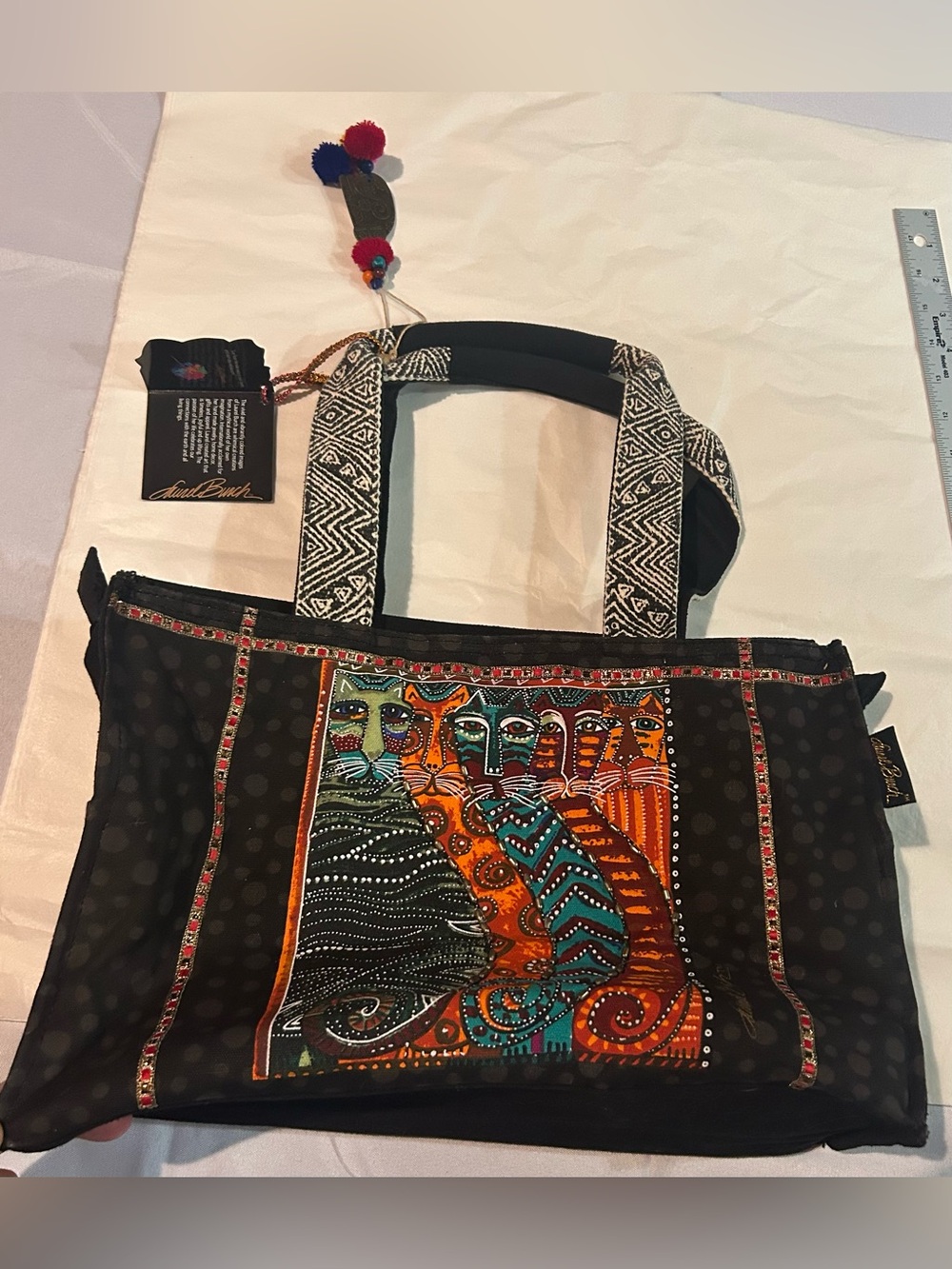 Laurel Burch Gatos Feline Cats Medium
Purse Pocket Tote Handbag Black